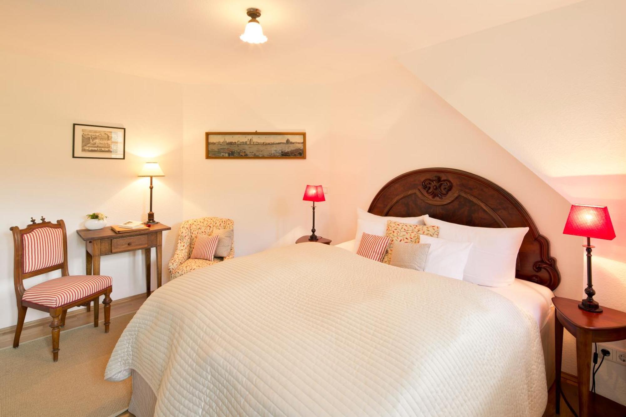 Romantik Hotel Landhaus Baerenmuehle Frankenau Kamer foto
