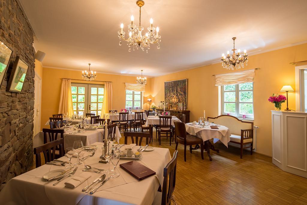 Romantik Hotel Landhaus Baerenmuehle Frankenau Buitenkant foto