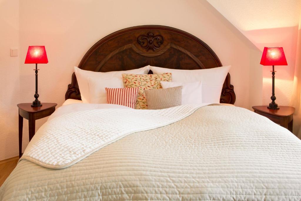 Romantik Hotel Landhaus Baerenmuehle Frankenau Buitenkant foto